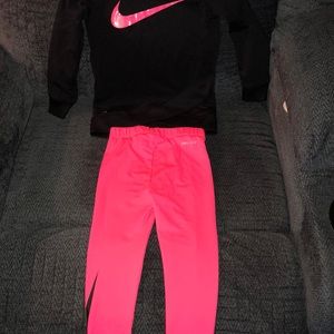 Nike 2 piece suit 2t